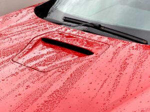 コーティングをディーラーで頼むと高い？専門店との価格・寿命を徹底比較